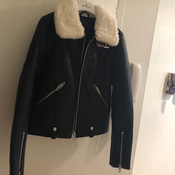 New BlankNYC Black Vegan Leather Shearling Jacket - Picture 2 of 6